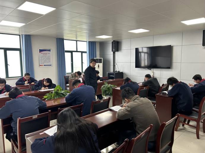 建材公司、檢測公司聯合開展管理人員業務提升考試